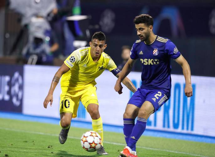 包含沙尔克客场逼平对手,德甲保级压力骤增的词条 包含沙尔克客场逼平对手,德甲保级压力骤增的词条