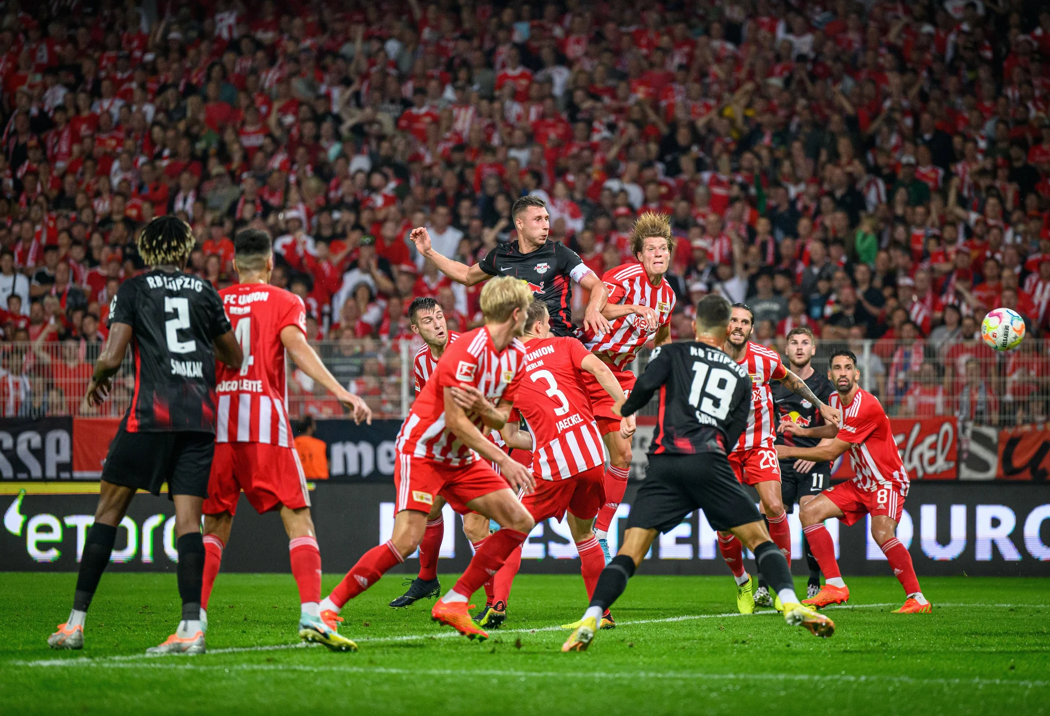 关于法兰克福再次失利,战绩不佳排名下滑的信息 关于法兰克福再次失利,战绩不佳排名下滑的信息