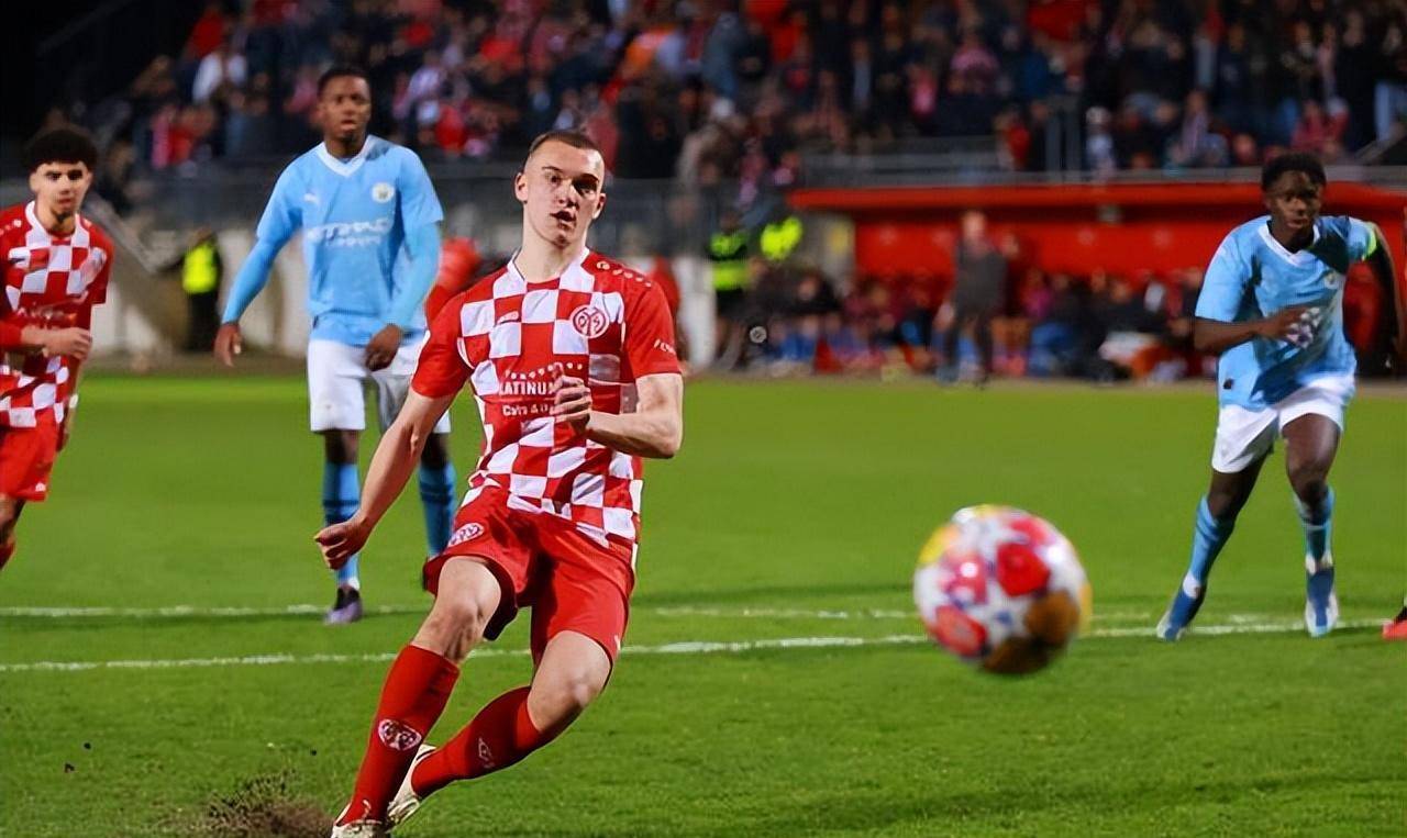 FB体育APP-包含雷恩球队士气高昂，冲击欧战资格信心满满的词条