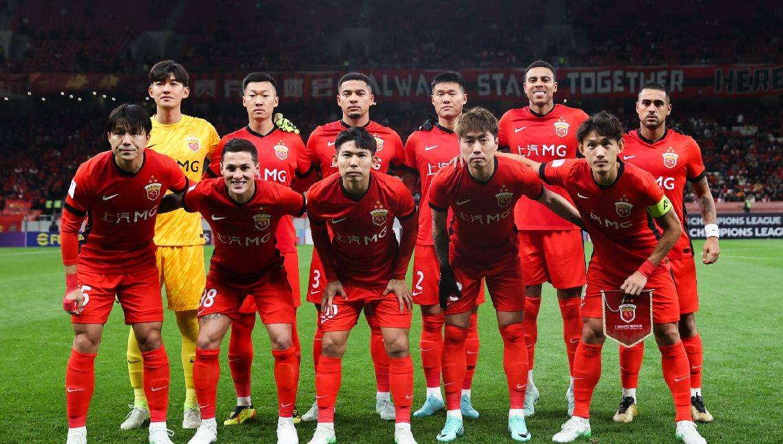 关于精力激盪赛场,球员们全力以赴争夺胜利的信息 关于精力激盪赛场,球员们全力以赴争夺胜利的信息