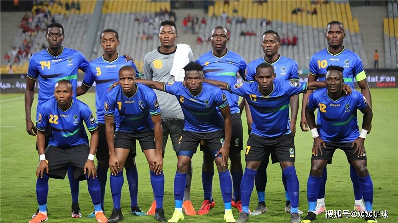 阿尔及利亚球队在大赛中惊艳全场 阿尔及利亚球队在大赛中惊艳全场