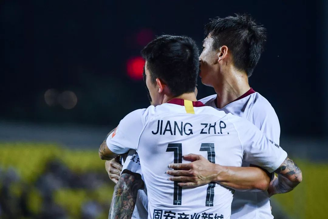 包含华夏幸福客场击败河南建业,取得胜利的词条 包含华夏幸福客场击败河南建业,取得胜利的词条