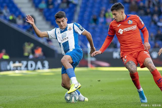 吉马雷斯在里昂的比赛中展现强大实力 吉马雷斯在里昂的比赛中展现强大实力