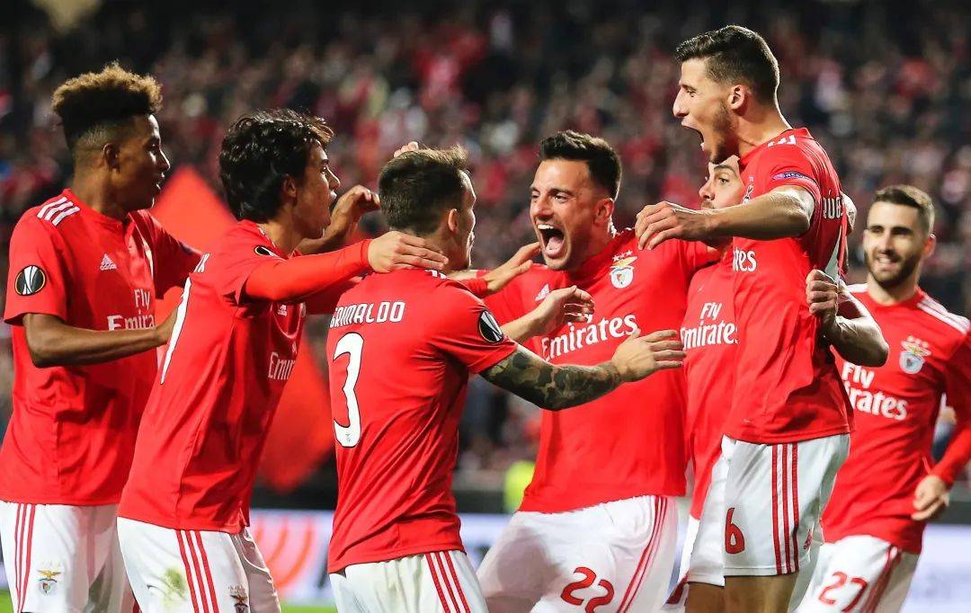 吉马雷斯在里昂的比赛中展现强大实力 吉马雷斯在里昂的比赛中展现强大实力