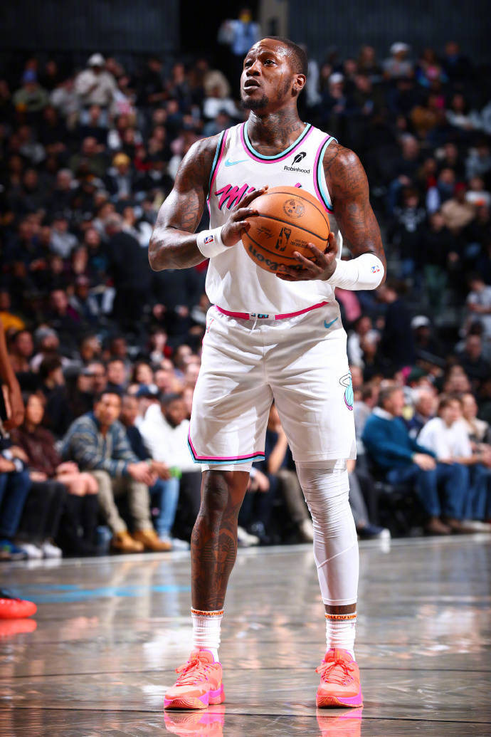 FB体育在线-关于热火客场战胜篮网，积分攀升的信息