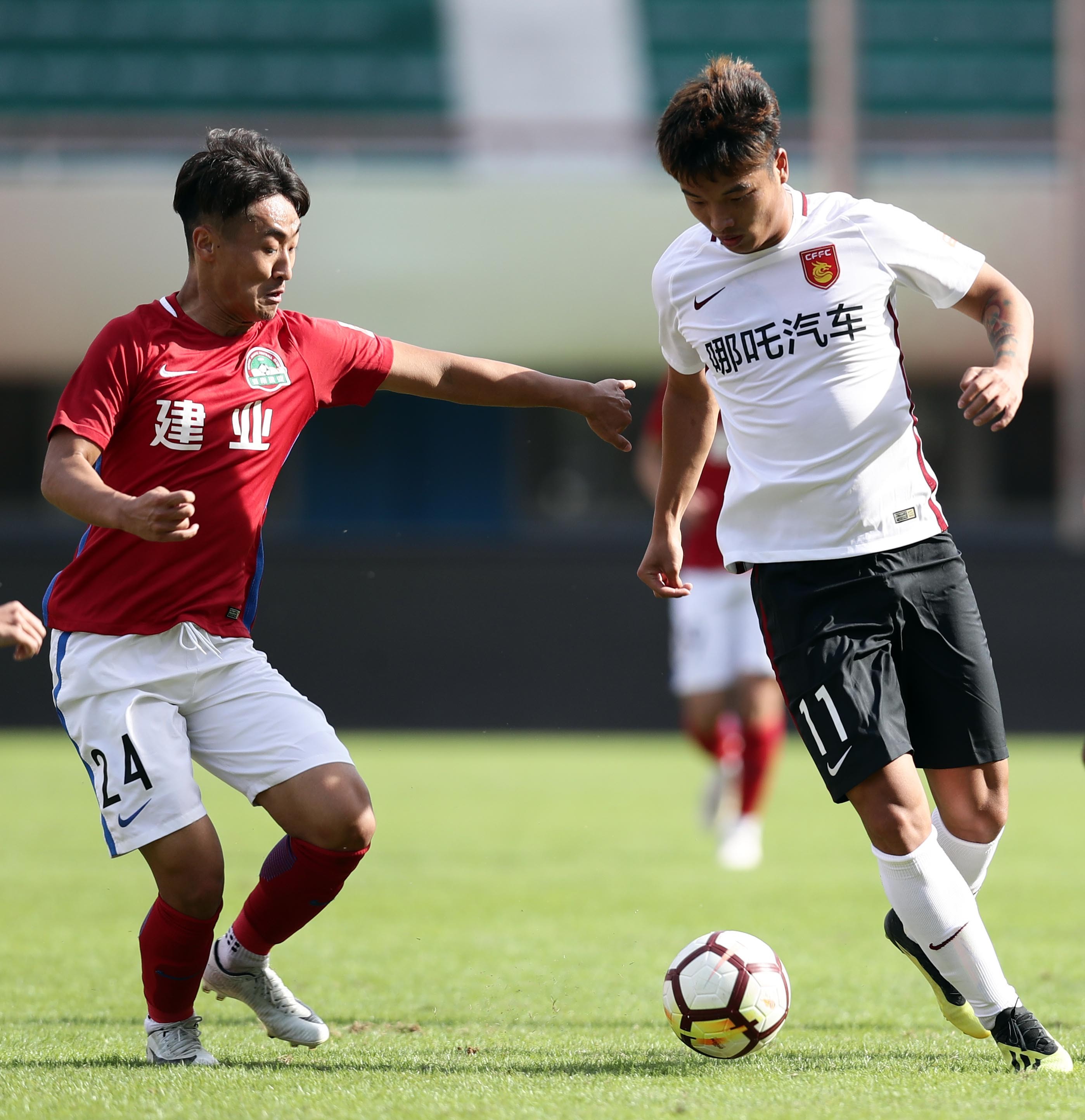 河北华夏幸福迎战河南建业,斗志昂扬 河北华夏幸福迎战河南建业,斗志昂扬