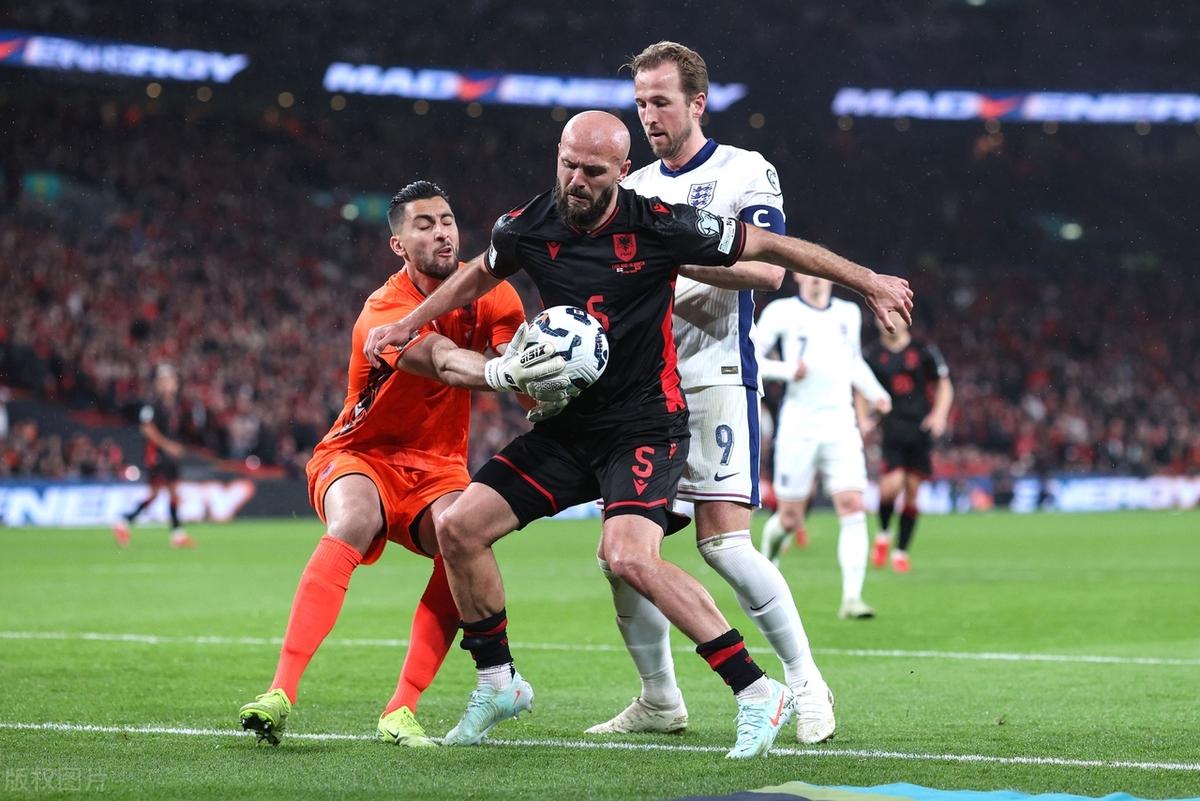 球员受伤频现,欧预赛变得更加激烈的简单介绍 球员受伤频现,欧预赛变得更加激烈的简单介绍