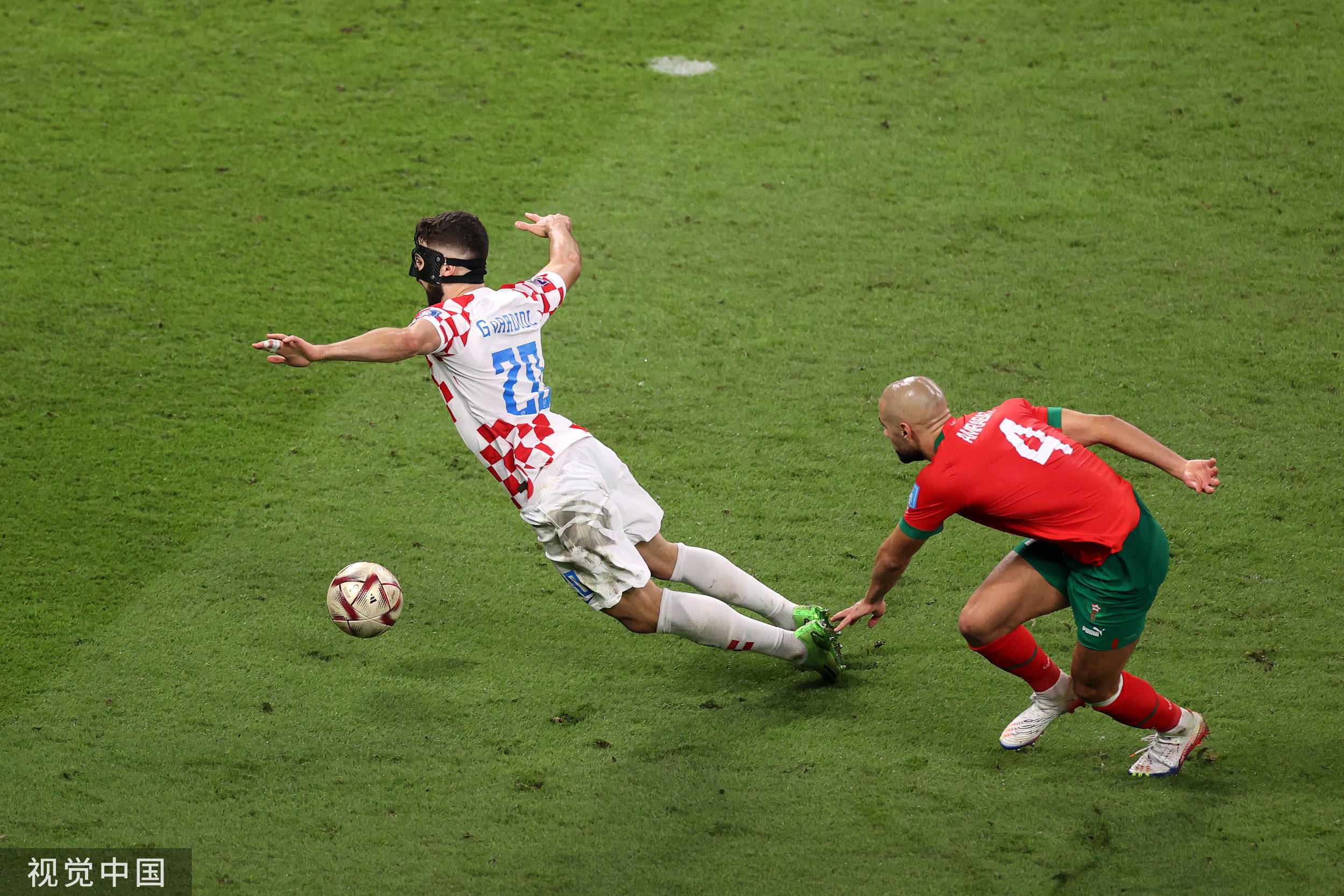 猛龙队夺得胜利,以进步提振士气 猛龙队夺得胜利,以进步提振士气