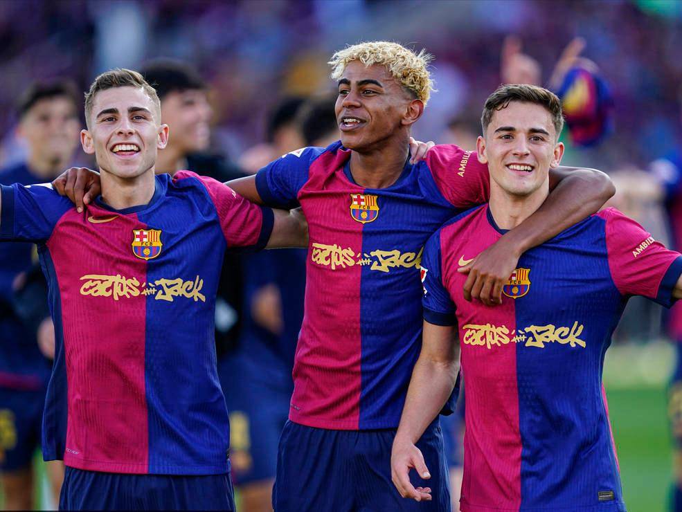 足球场上的惊心动魄一幕将成为瞩目焦点 足球场上的惊心动魄一幕将成为瞩目焦点