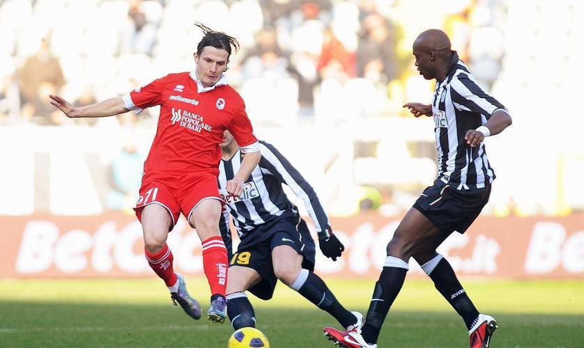 关于桑普多利亚1-1战平恩波利,继续保持平局走势的信息 关于桑普多利亚1-1战平恩波利,继续保持平局走势的信息