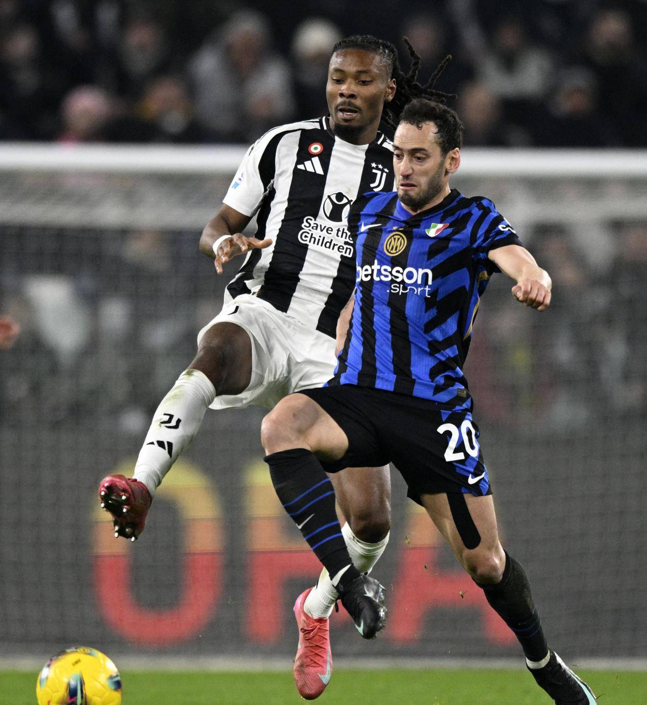 国际米兰客场苦战,险胜尤文图斯 国际米兰客场苦战,险胜尤文图斯