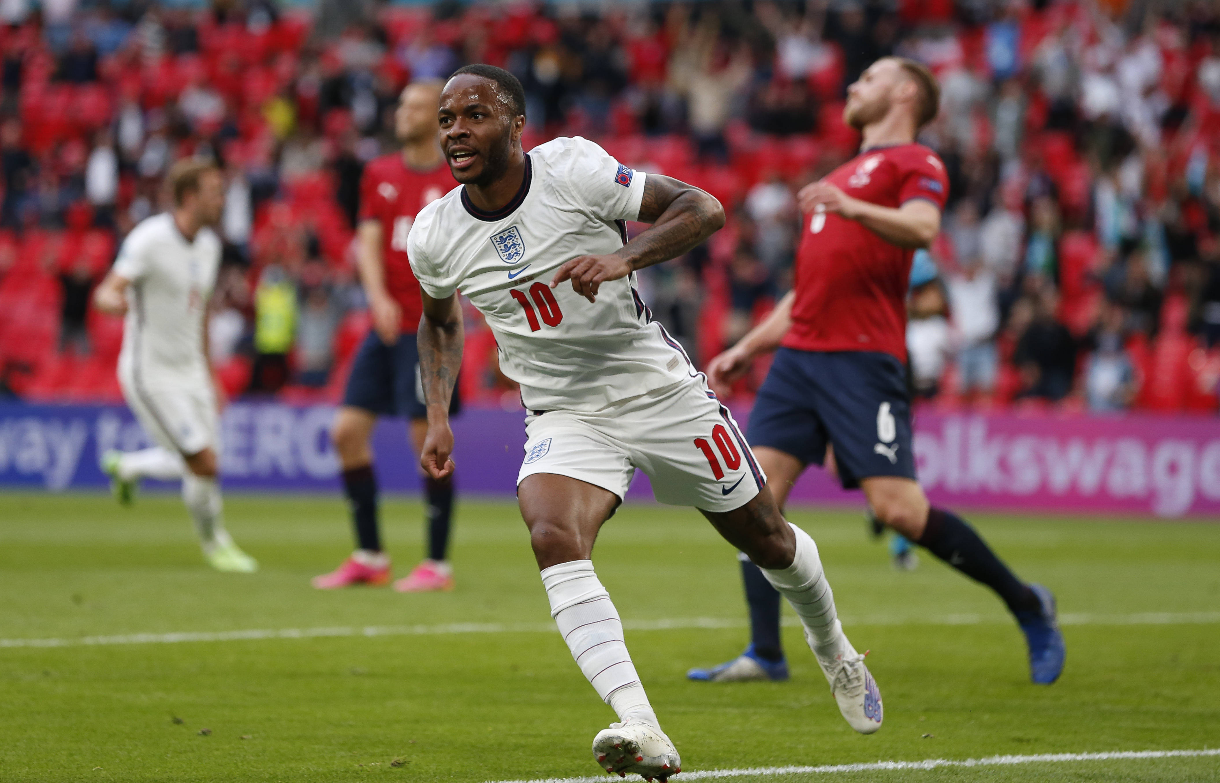 巨大挑战来袭!英格兰足球比赛关注度持续攀升的简单介绍 巨大挑战来袭!英格兰足球比赛关注度持续攀升的简单介绍