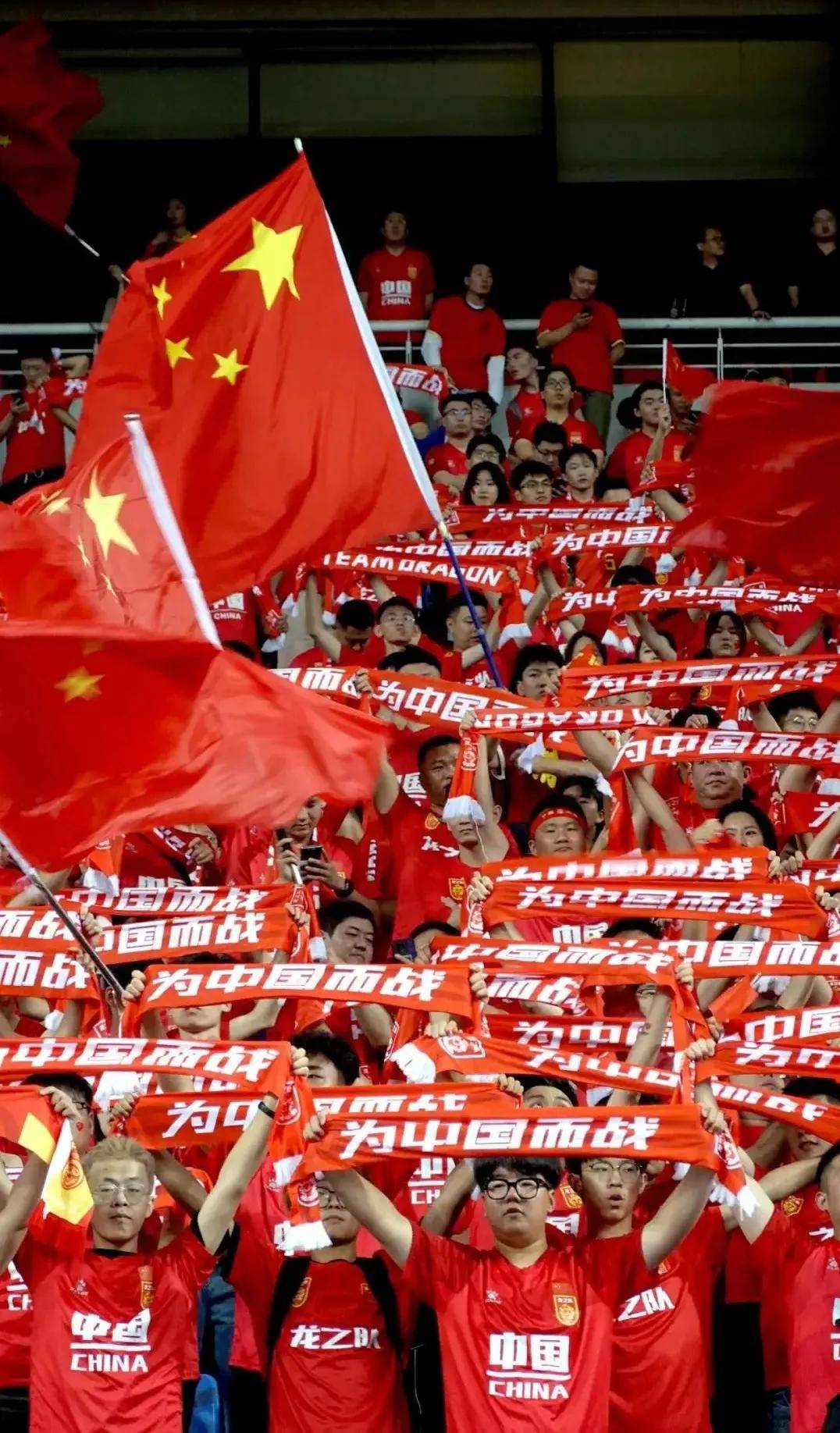 国内足球比赛焦点战役震撼人心 国内足球比赛焦点战役震撼人心