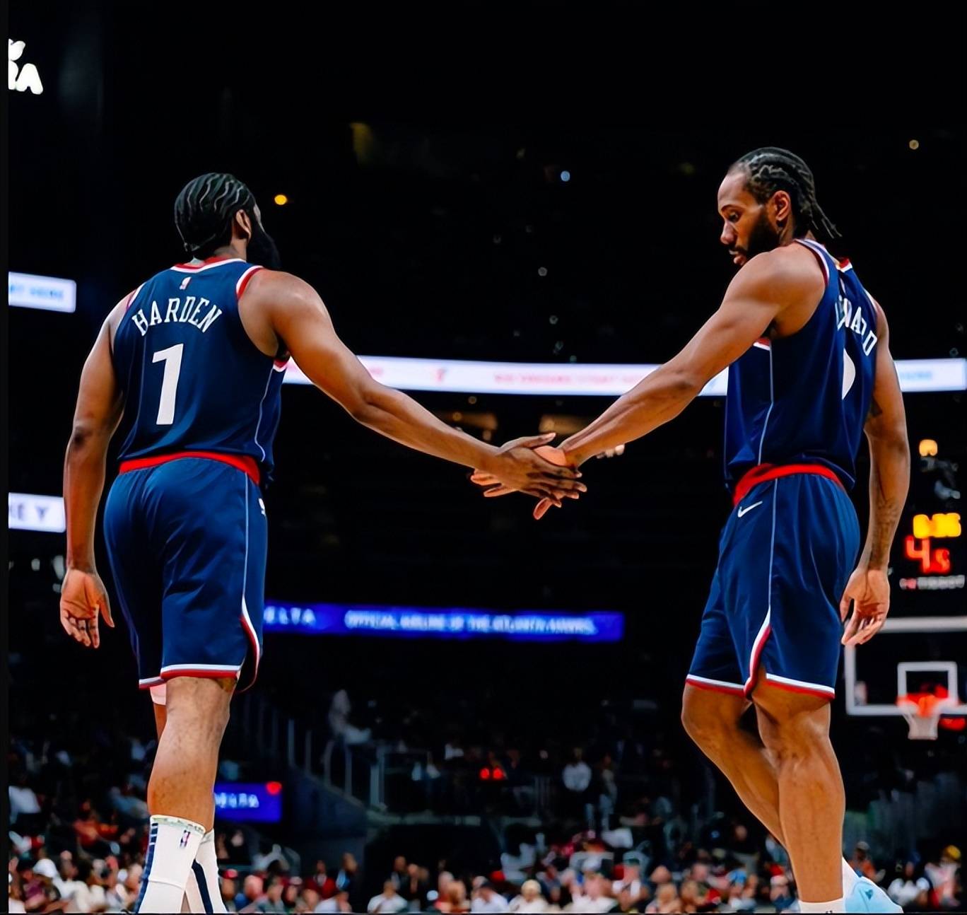 包含控卫哈登砍下三双,火箭力克湖人的词条 包含控卫哈登砍下三双,火箭力克湖人的词条