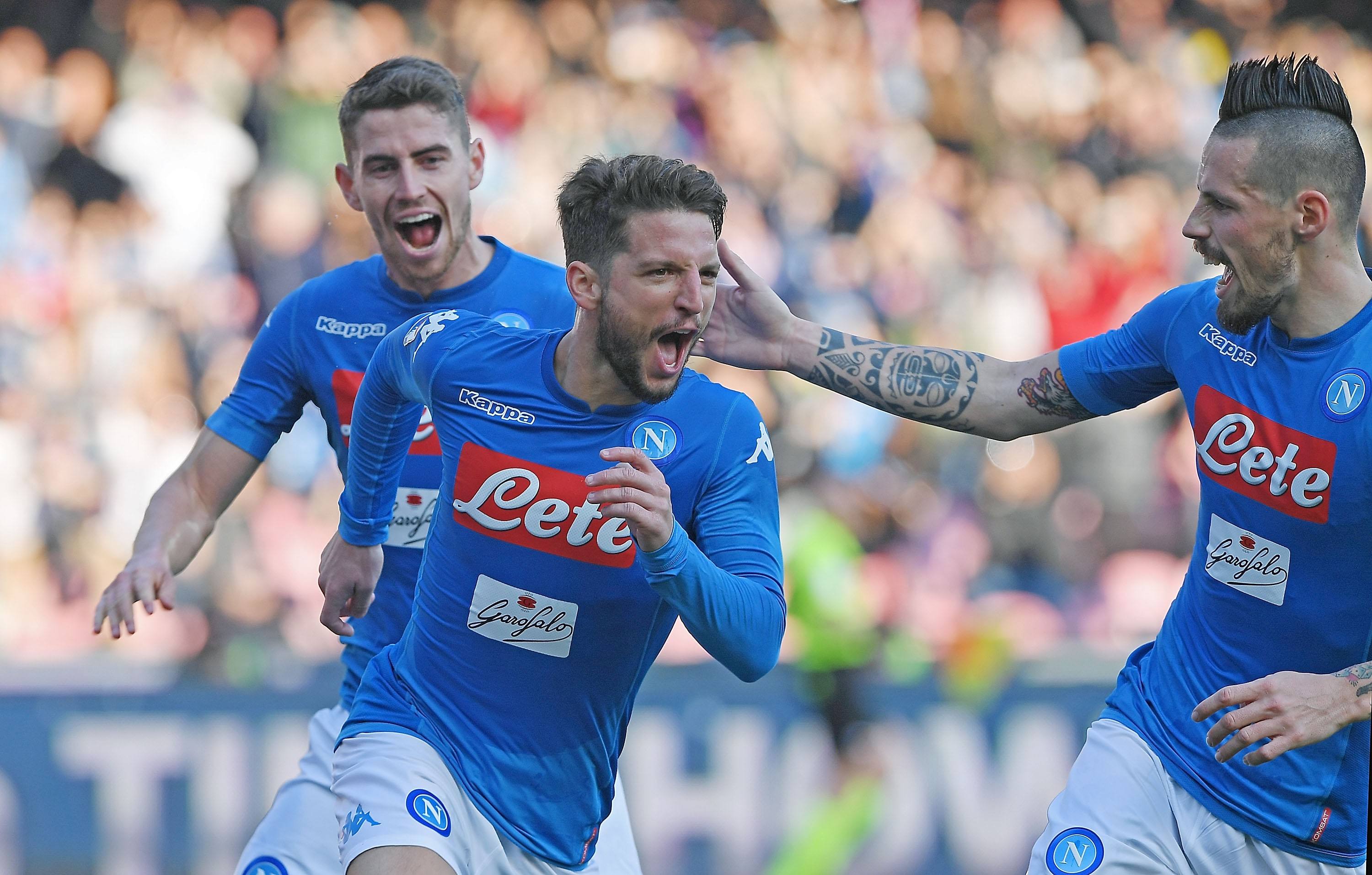 纳瓦罗帽子戏法,那不勒斯大胜桑普多利亚 纳瓦罗帽子戏法,那不勒斯大胜桑普多利亚