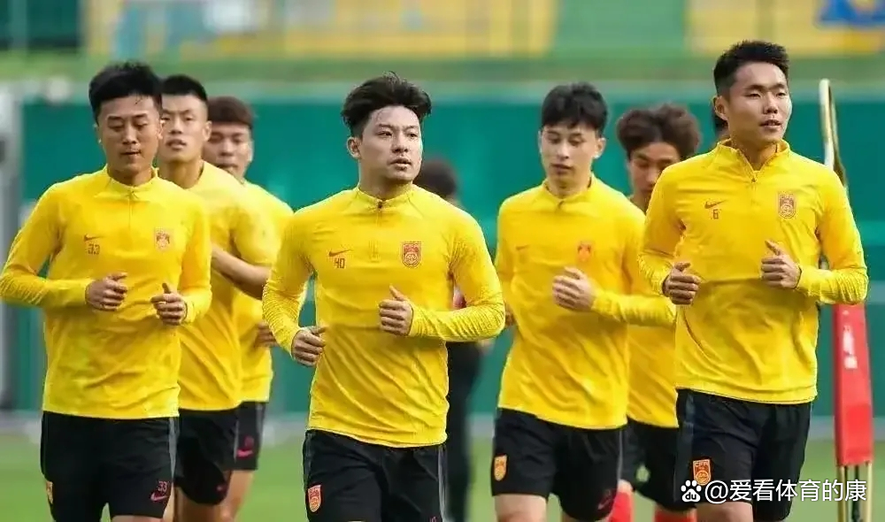 战术变换频繁，球队战斗力大增