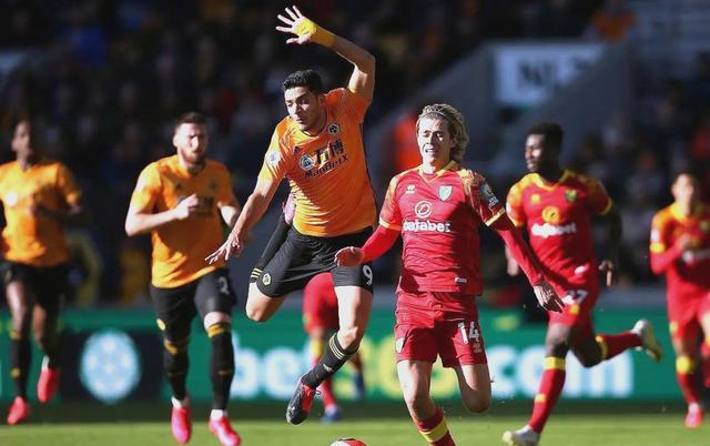 狼队客场战胜水晶宫,稳步前进 狼队客场战胜水晶宫,稳步前进