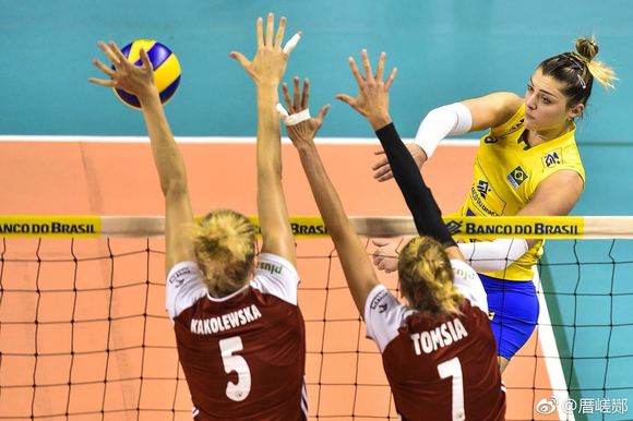 波兰险胜巴西，士气大增晋级前途光明的简单介绍