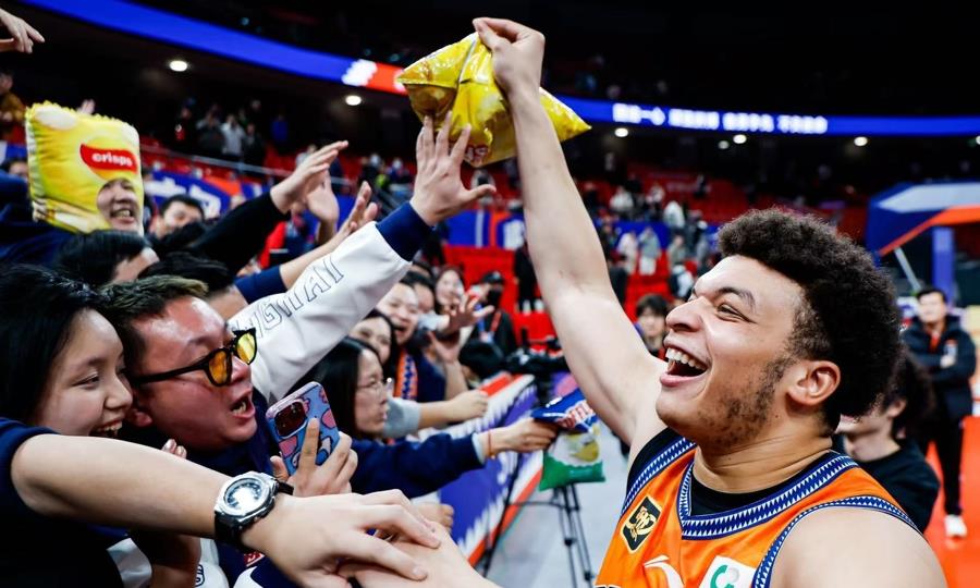 包含上海男篮主场失利,连胜势头遭遇阻击的词条 包含上海男篮主场失利,连胜势头遭遇阻击的词条