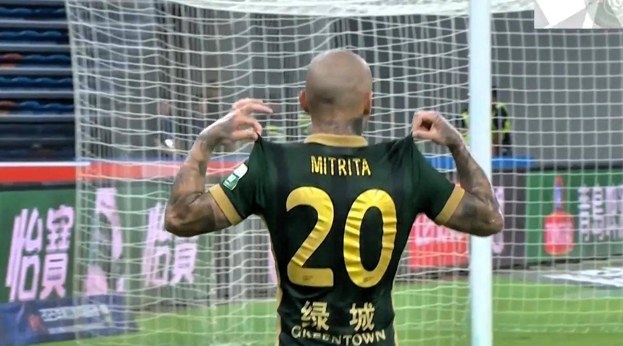 包含科尔多瓦连续不胜，陷入保级泥潭的词条