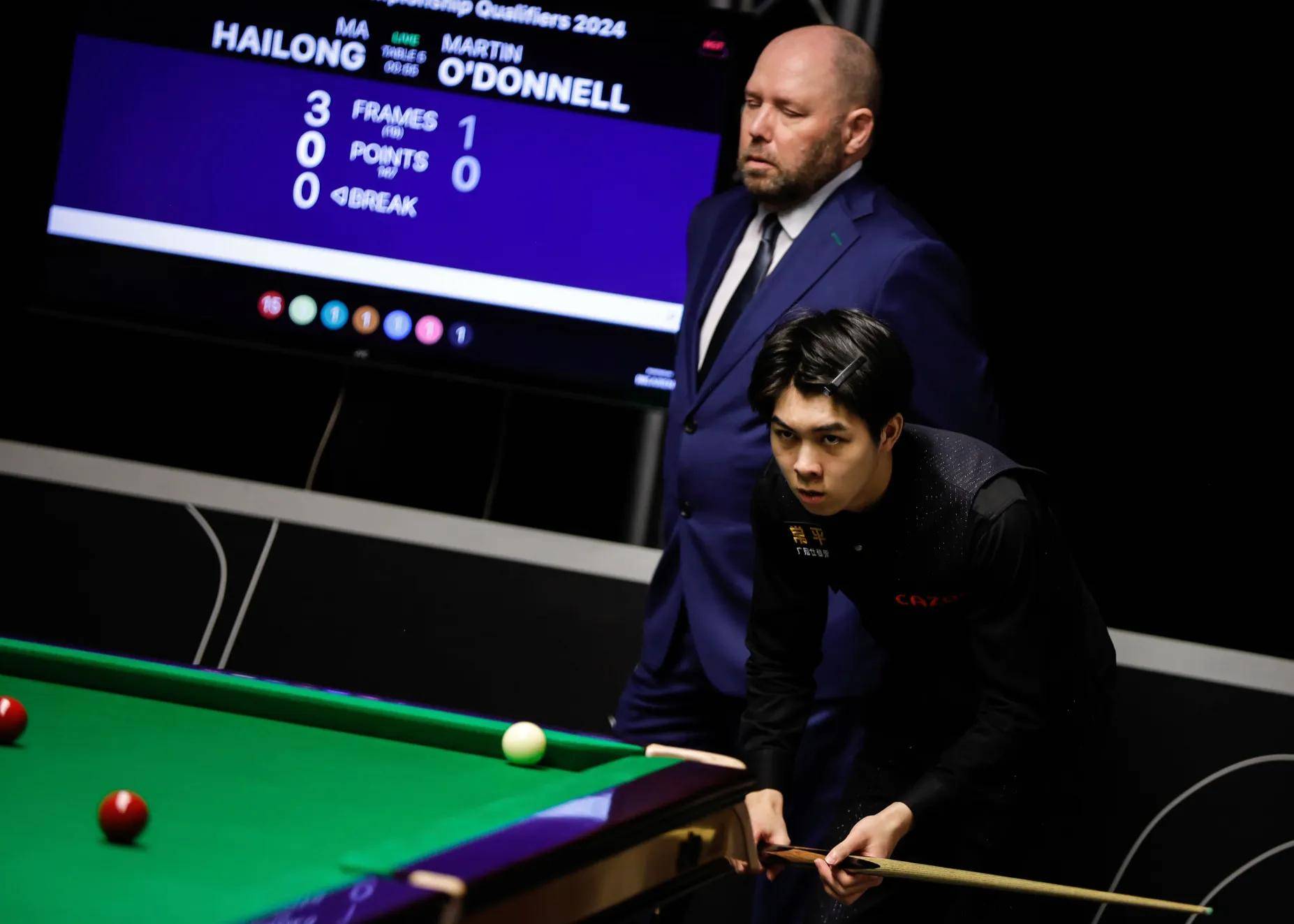 包含德国逆转北爱尔兰，势如破竹稳坐晋级榜首的词条