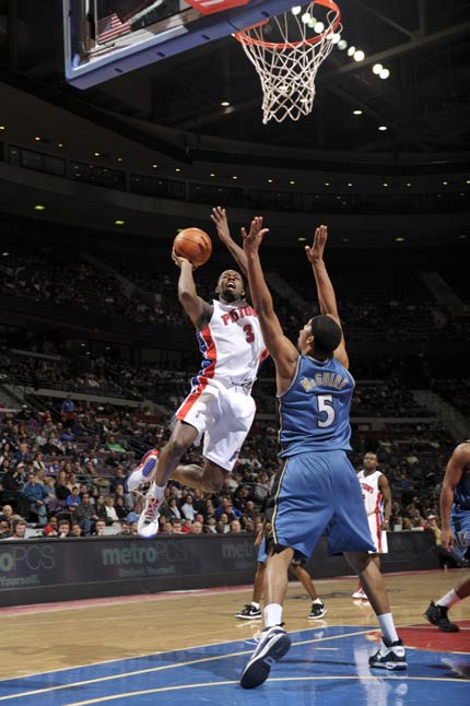 FB体育下载-「奇才反败为胜战胜猛龙，桑德斯出杀上场」