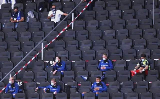 FBsports-国际米兰官方宣布签下巴黎圣日耳曼前锋伊卡尔迪的简单介绍