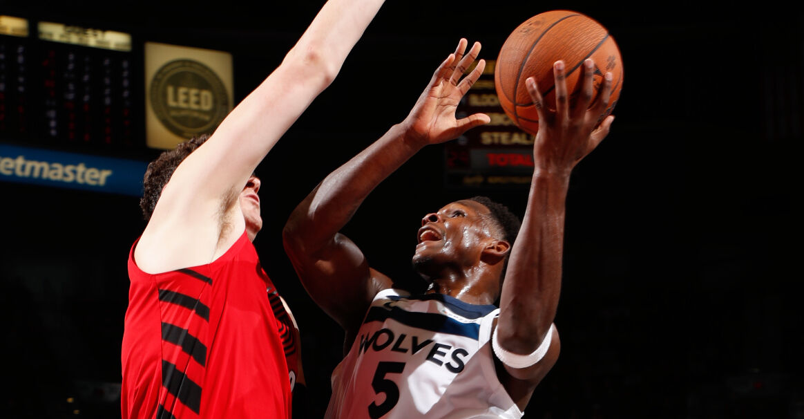 森林狼负开拓者,战绩堪忧主帅压力巨大 森林狼负开拓者,战绩堪忧主帅压力巨大