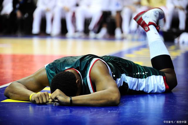 森林狼队客场惨败骑士队 森林狼队客场惨败骑士队