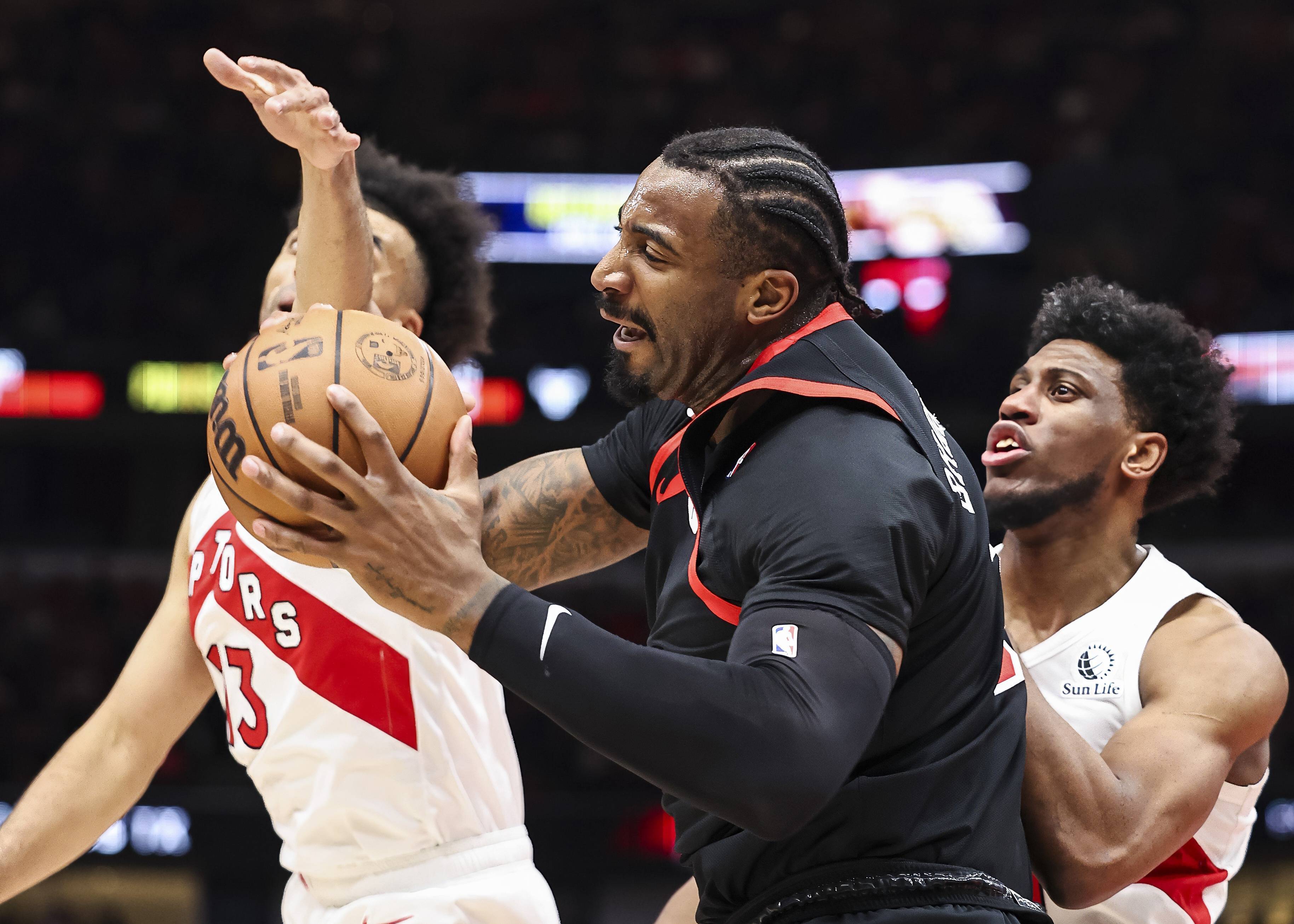 猛龙不敌公牛,失去连胜纪录 猛龙不敌公牛,失去连胜纪录