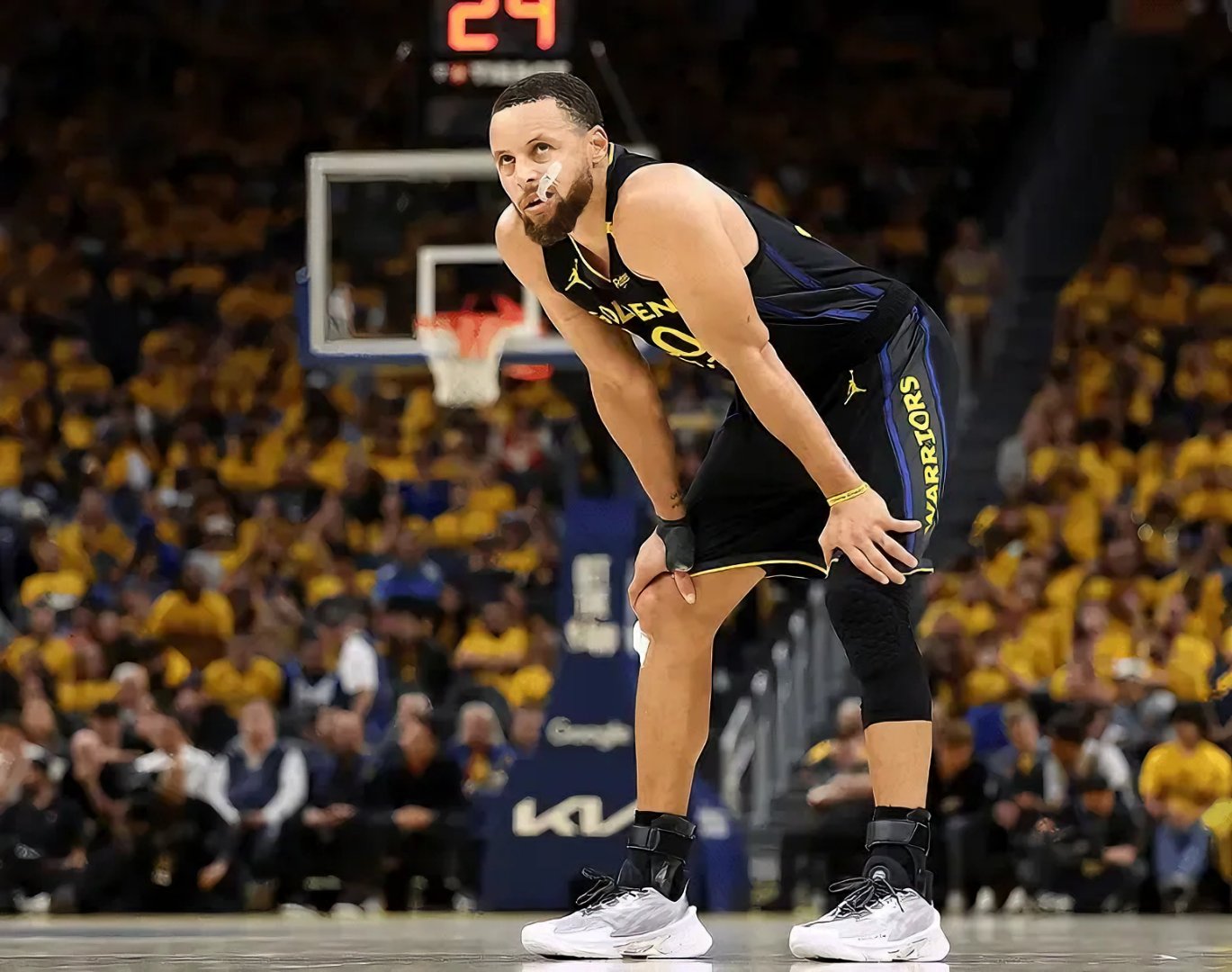 勇士大胜篮网,库里状态回暖 勇士大胜篮网,库里状态回暖