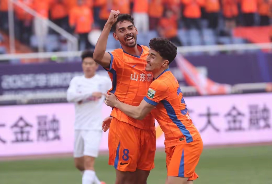 FB体育-江苏中能客场不敌山东泰山，遭遇四连败的简单介绍